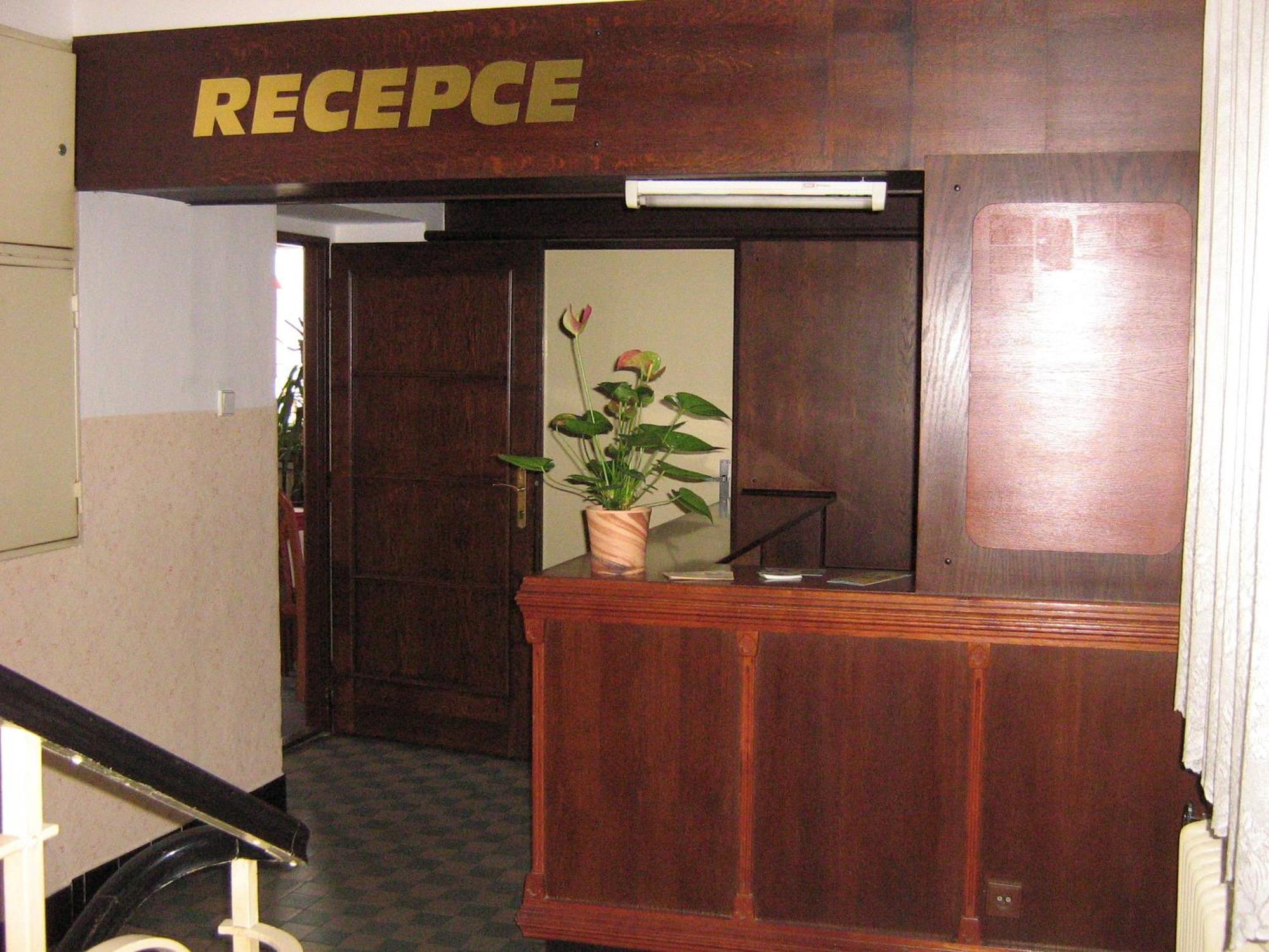 Hotel Srejber Červený Kostelec Extérieur photo