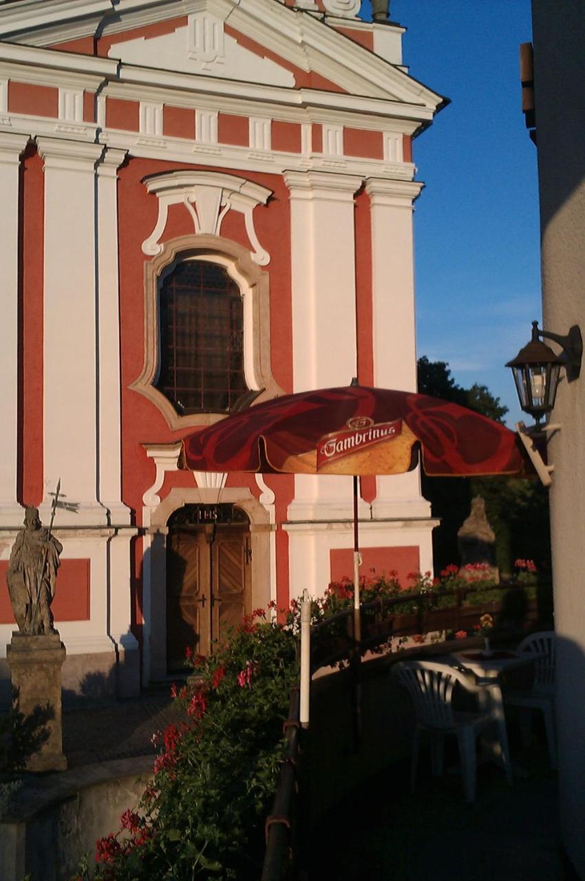 Hotel Srejber Červený Kostelec Extérieur photo